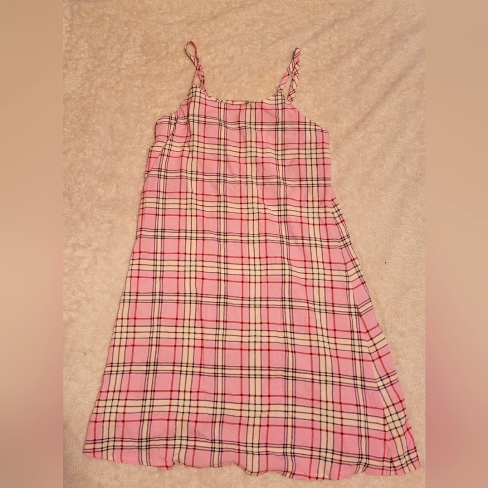 Art class, 6x, pink plaid